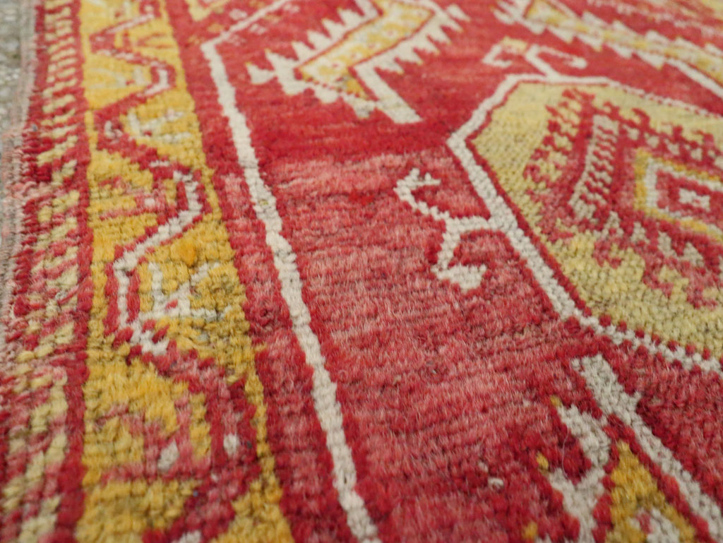 Vintage Turkish Anatolian Throw Rug, No.29512 - Galerie Shabab
