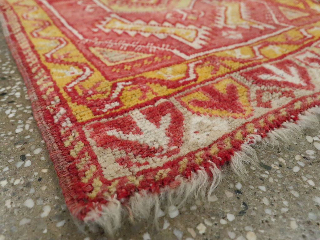 Vintage Turkish Anatolian Throw Rug, No.29512 - Galerie Shabab