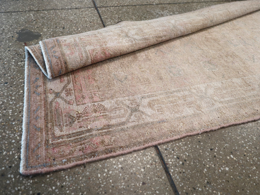 Vintage Persian Malayer Long Runner, No.29514 - Galerie Shabab
