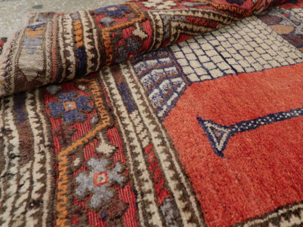 Vintage Central Asian Baluch Throw Rug, No.29517 - Galerie Shabab