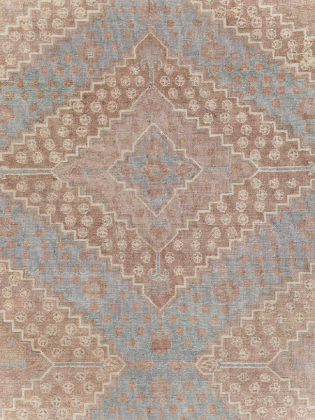 Antique East Turkestan Khotan Room Size Carpet, No.29518 - Galerie Shabab