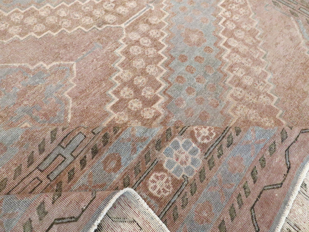 Antique East Turkestan Khotan Room Size Carpet, No.29518 - Galerie Shabab