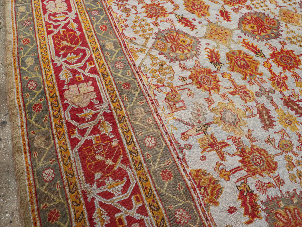 Antique Turkish Oushak Carpet, No.29519 - Galerie Shabab