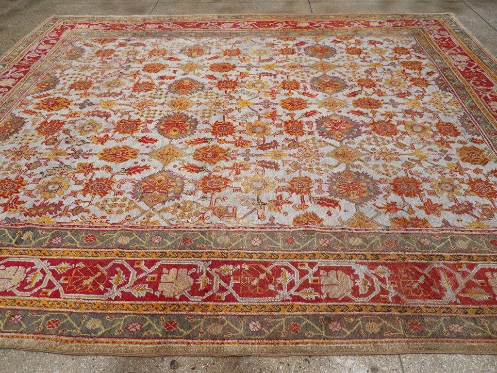 Antique Turkish Oushak Carpet, No.29519 - Galerie Shabab