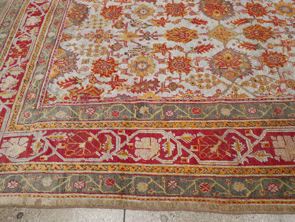 Antique Turkish Oushak Carpet, No.29519 - Galerie Shabab