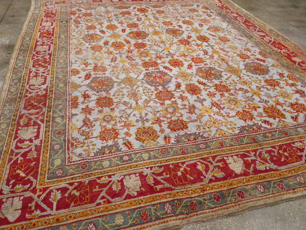 Antique Turkish Oushak Carpet, No.29519 - Galerie Shabab