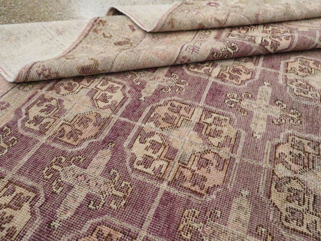 Antique Khotan Square Carpet, No.29521 - Galerie Shabab