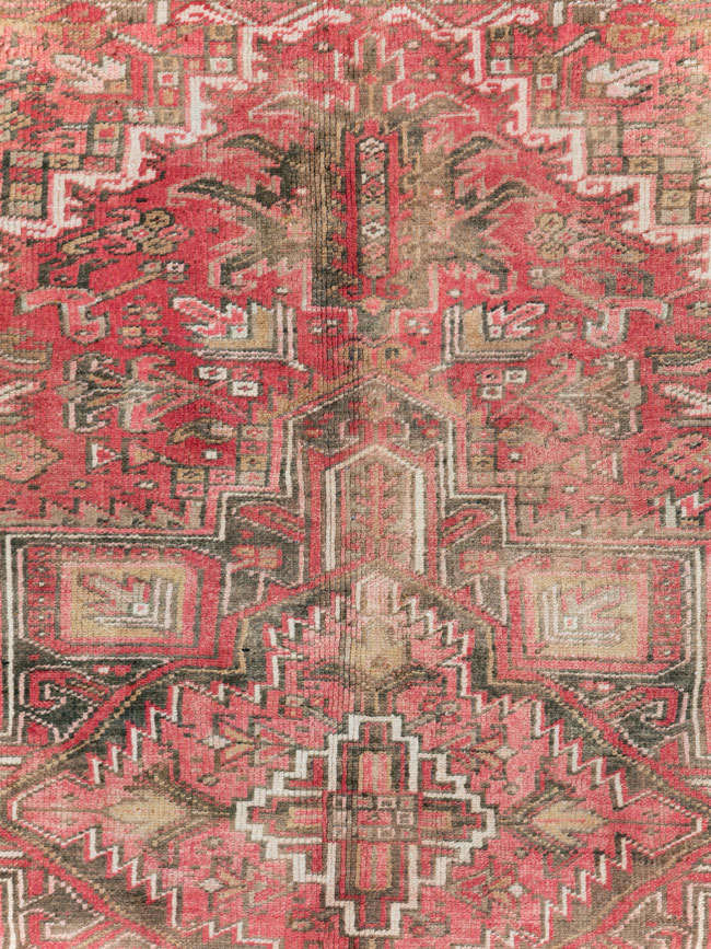 Vintage Persian Heriz Carpet, No.29526 - Galerie Shabab