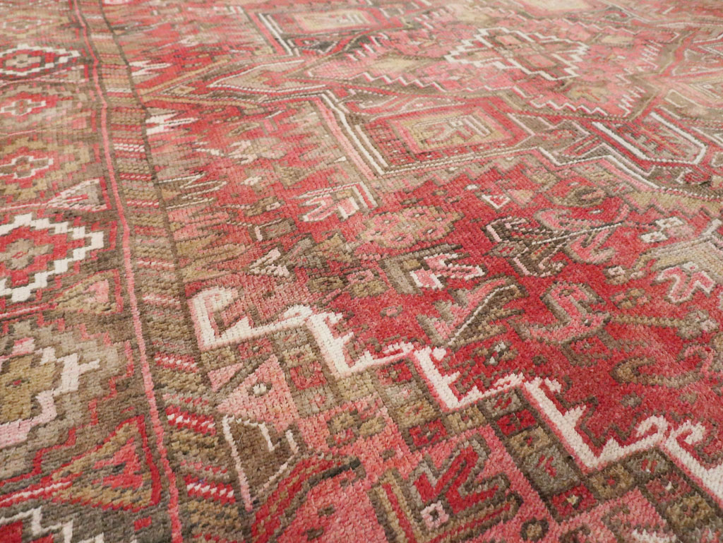 Vintage Persian Heriz Carpet, No.29526 - Galerie Shabab
