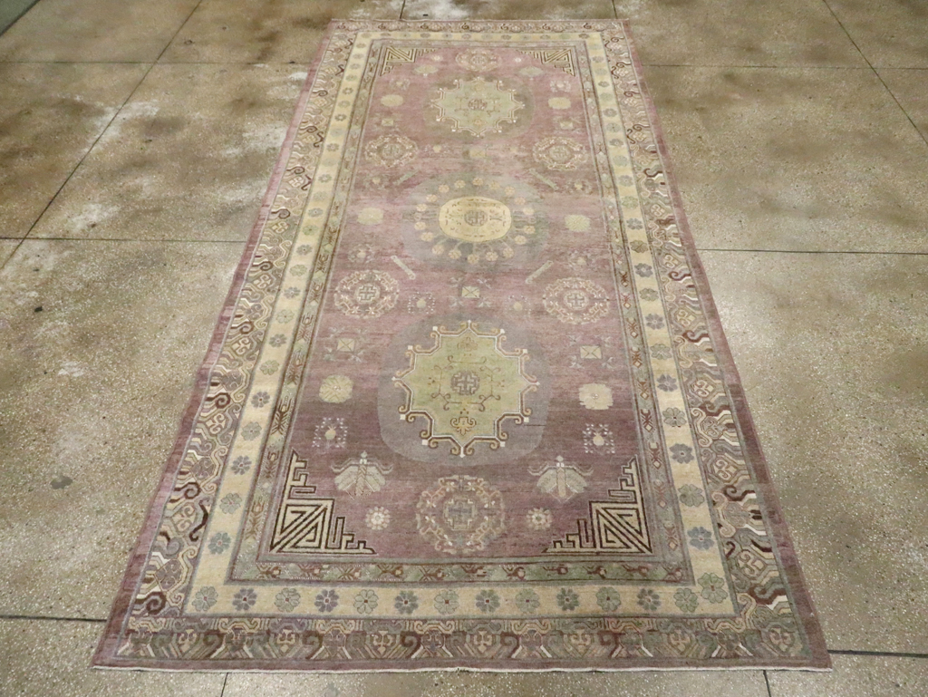 Antique East Turkestan Khotan Gallery Carpet, No.29531 - Galerie Shabab