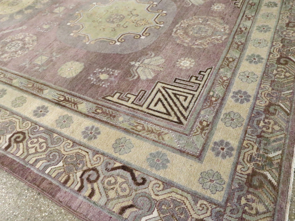 Antique East Turkestan Khotan Gallery Carpet, No.29531 - Galerie Shabab
