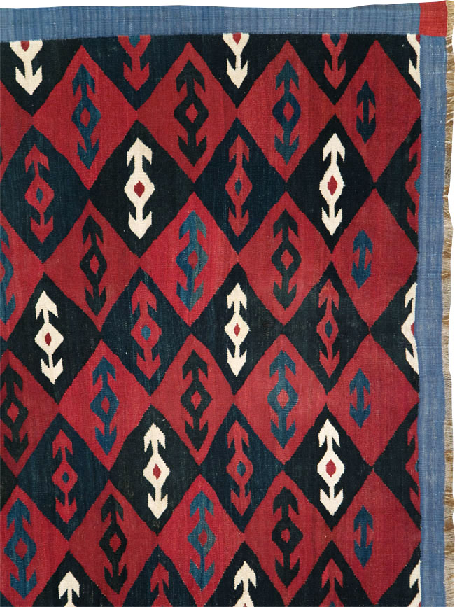 Vintage Persian Flatweave Kilim Room Size Carpet, No.29537 - Galerie Shabab