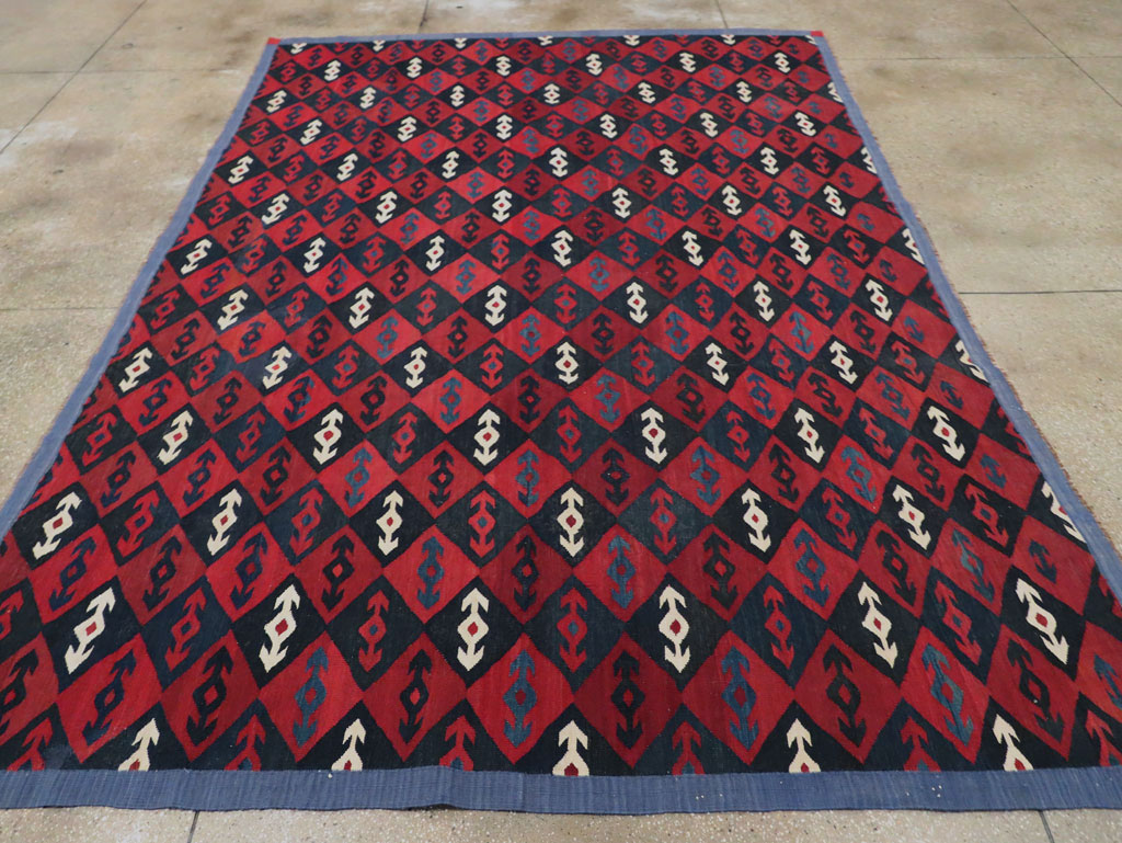 Vintage Persian Flatweave Kilim Room Size Carpet, No.29537 - Galerie Shabab