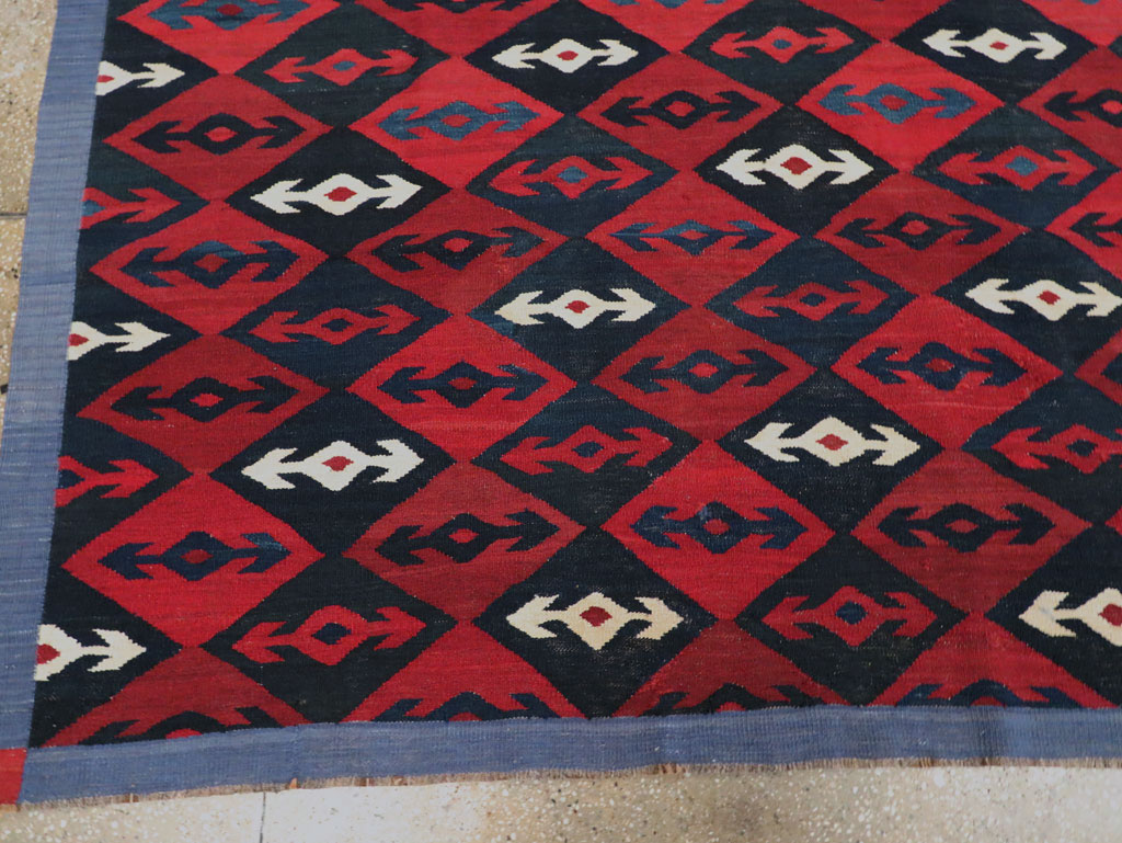 Vintage Persian Flatweave Kilim Room Size Carpet, No.29537 - Galerie Shabab