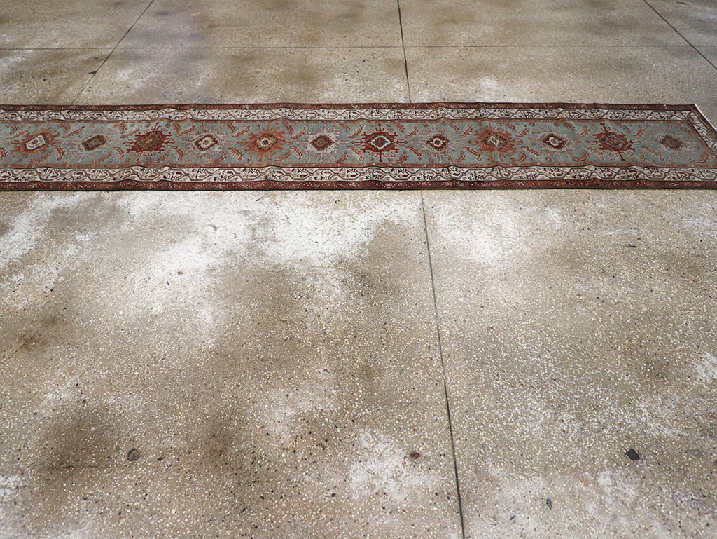 Antique Persian Malayer Long Runner, No.29563 - Galerie Shabab
