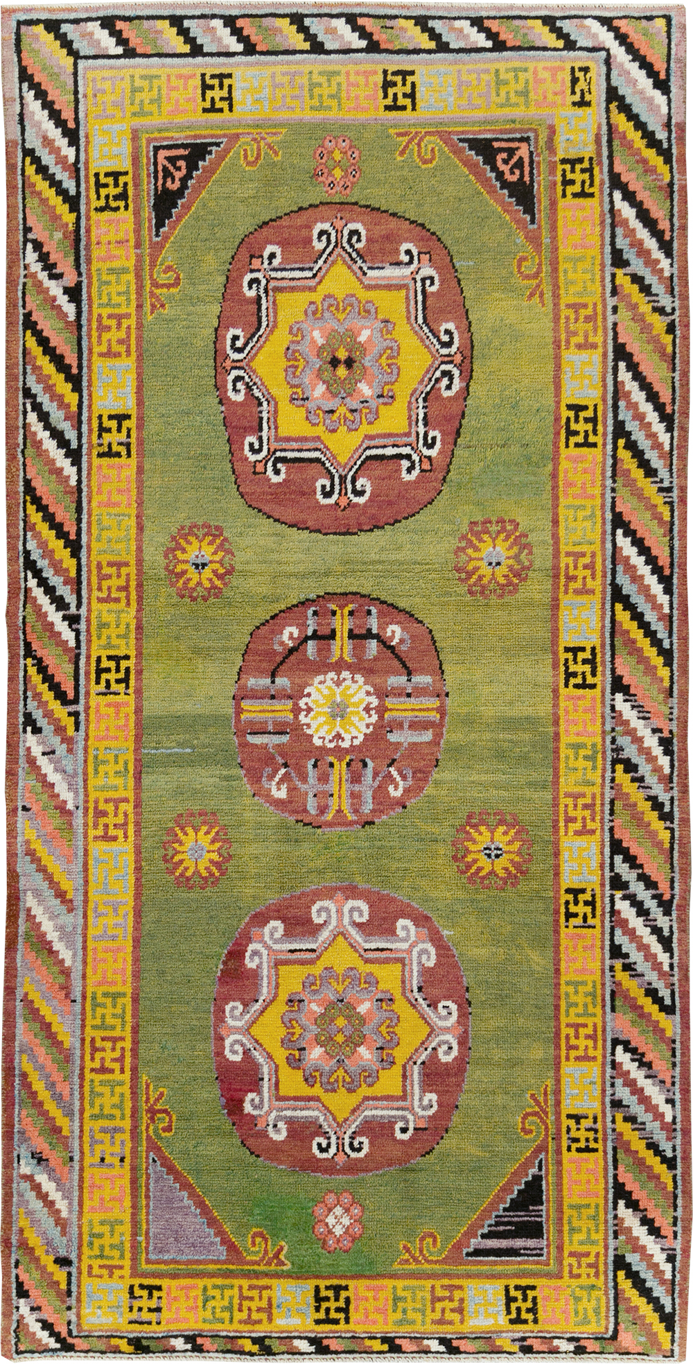 Antique Khotan Rug, No.29567 - Galerie Shabab