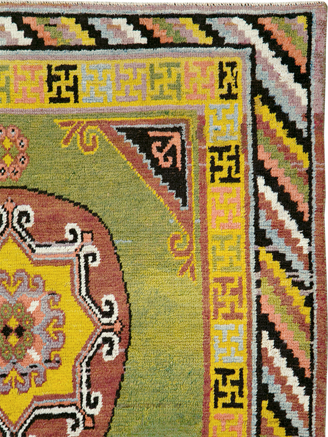 Antique Khotan Rug, No.29567 - Galerie Shabab