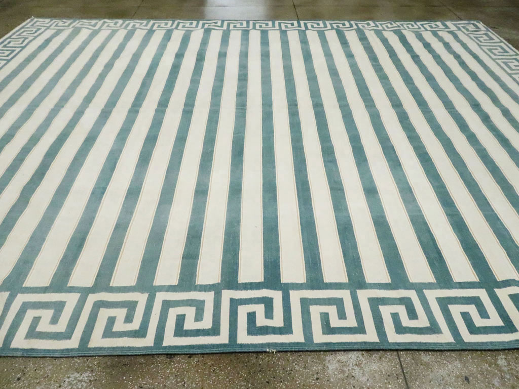 Mid-20th Century Indian Flat-Weave Dhurrie, No.29573 - Galerie Shabab