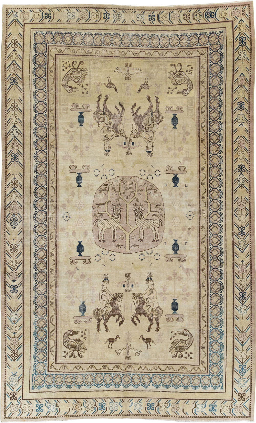 Antique East Turkestan Carpet, No.29575 - Galerie Shabab