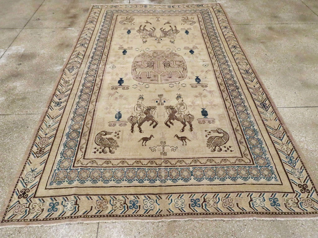 Antique East Turkestan Carpet, No.29575 - Galerie Shabab