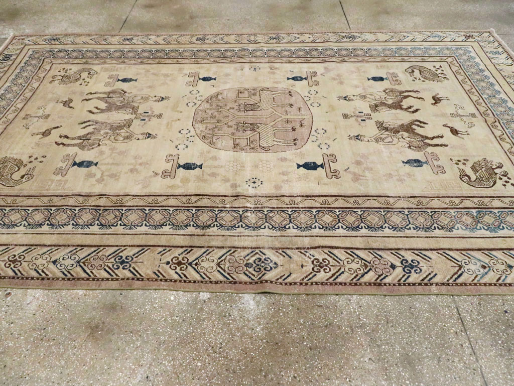 Antique East Turkestan Carpet, No.29575 - Galerie Shabab