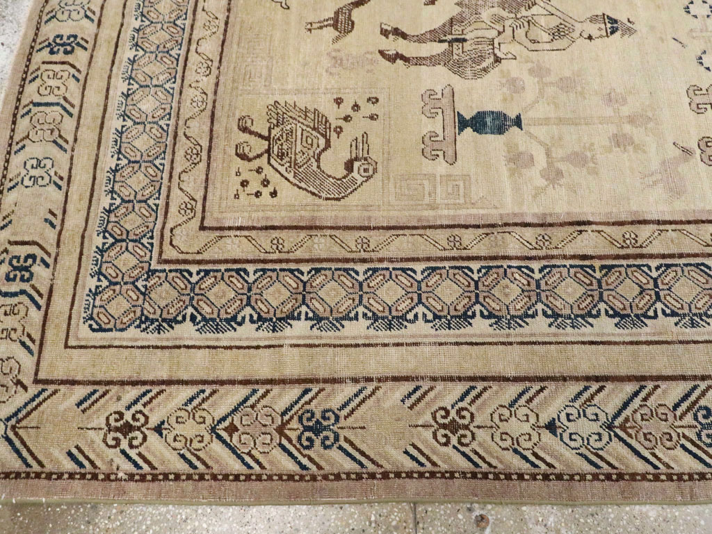 Antique East Turkestan Carpet, No.29575 - Galerie Shabab