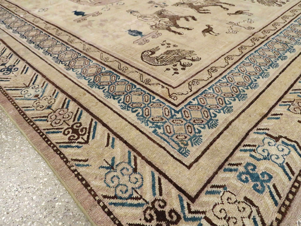 Antique East Turkestan Carpet, No.29575 - Galerie Shabab