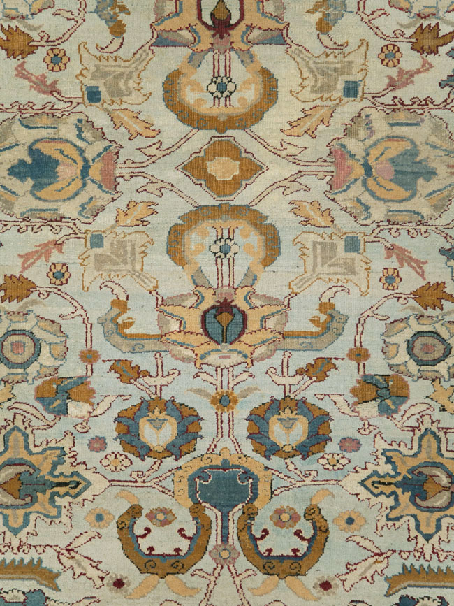 Antique Indian Agra Large Room Size Carpet, No.29576 - Galerie Shabab