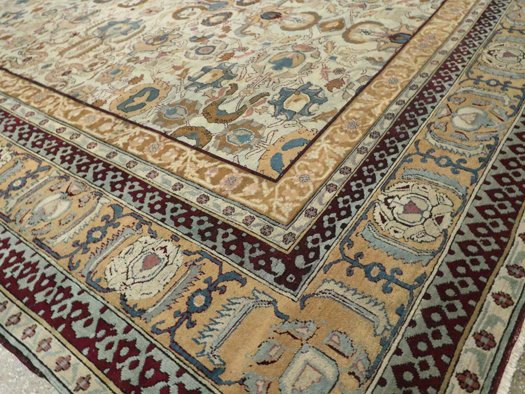 Antique Indian Agra Large Room Size Carpet, No.29576 - Galerie Shabab