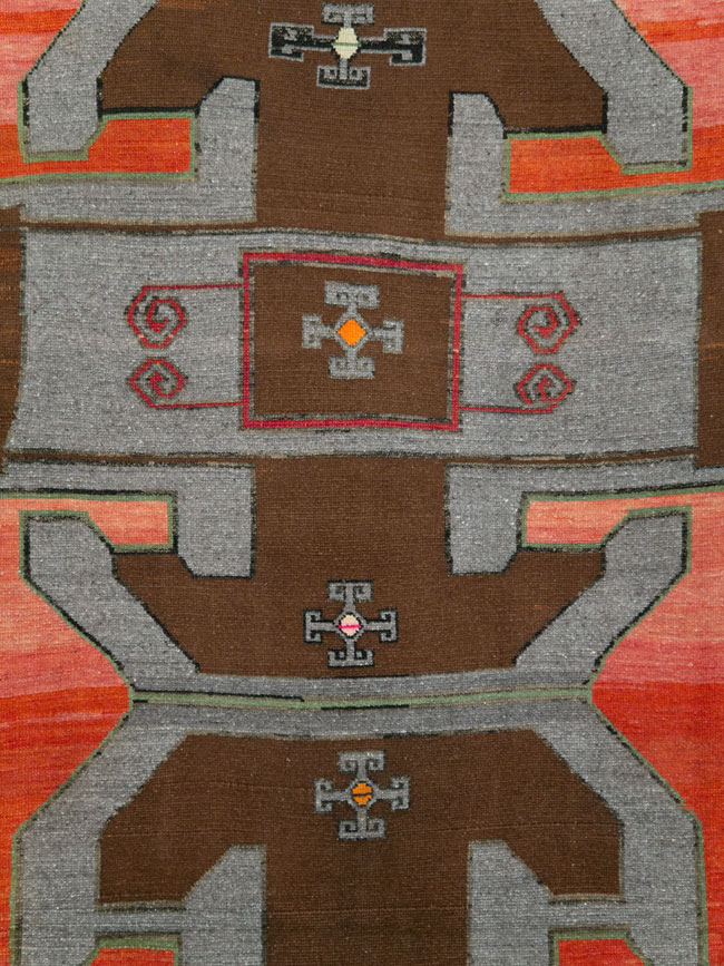 Vintage Anatolian Square Carpet, No.29577 - Galerie Shabab