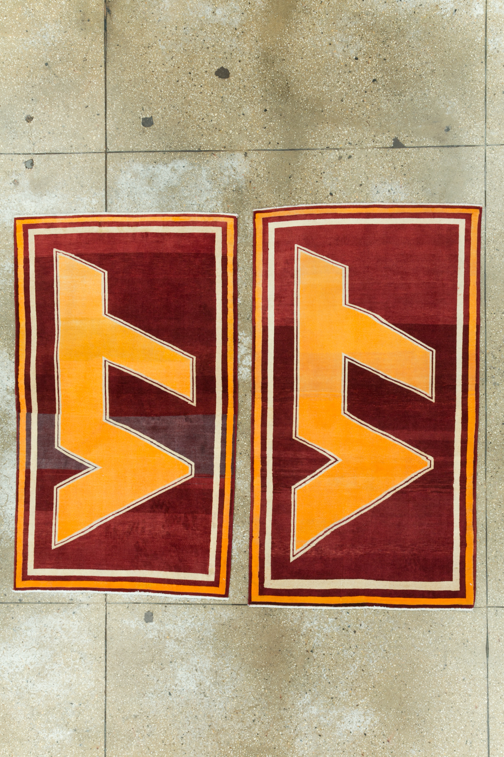 Vintage Persian Tabriz Throw Rug With Virginia Tech Logo (Pair: 2 of 2), No.29588 - Galerie Shabab