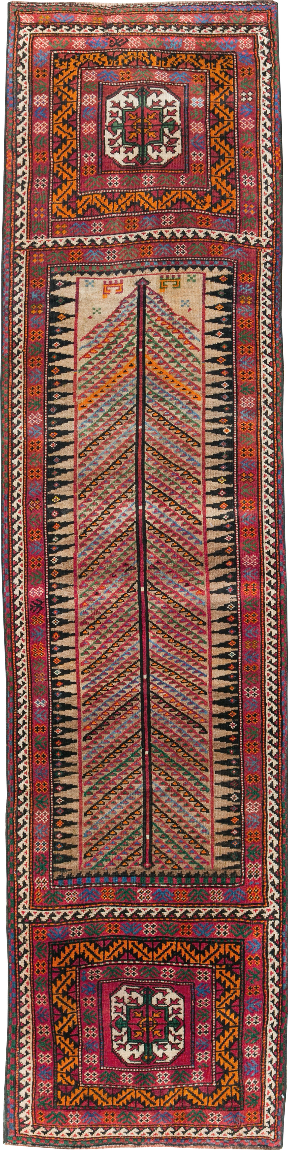 Vintage Persian Baluch Runner, No.29596 - Galerie Shabab
