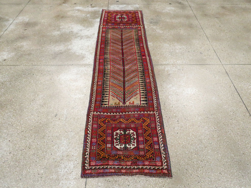 Vintage Persian Baluch Runner, No.29596 - Galerie Shabab