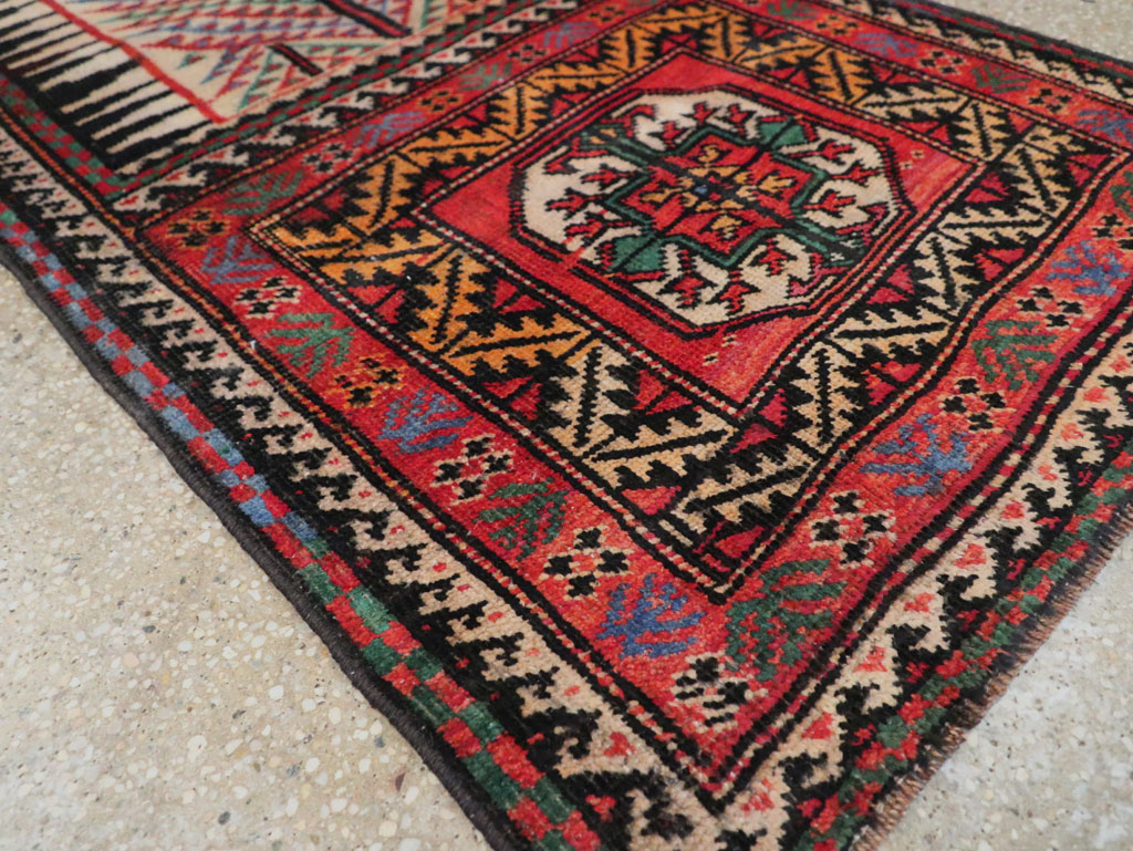 Vitnage Persian Baluch Runner, No.29597 - Galerie Shabab