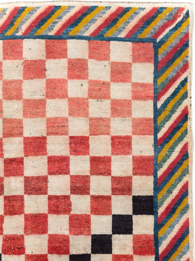 Vintage Persian Gabbeh Accent Rug, No.29601 - Galerie Shabab