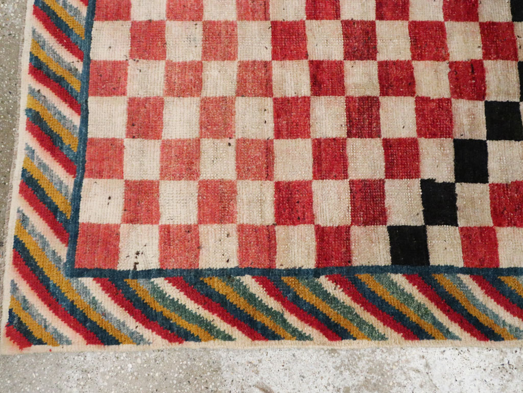 Vintage Persian Gabbeh Accent Rug, No.29601 - Galerie Shabab