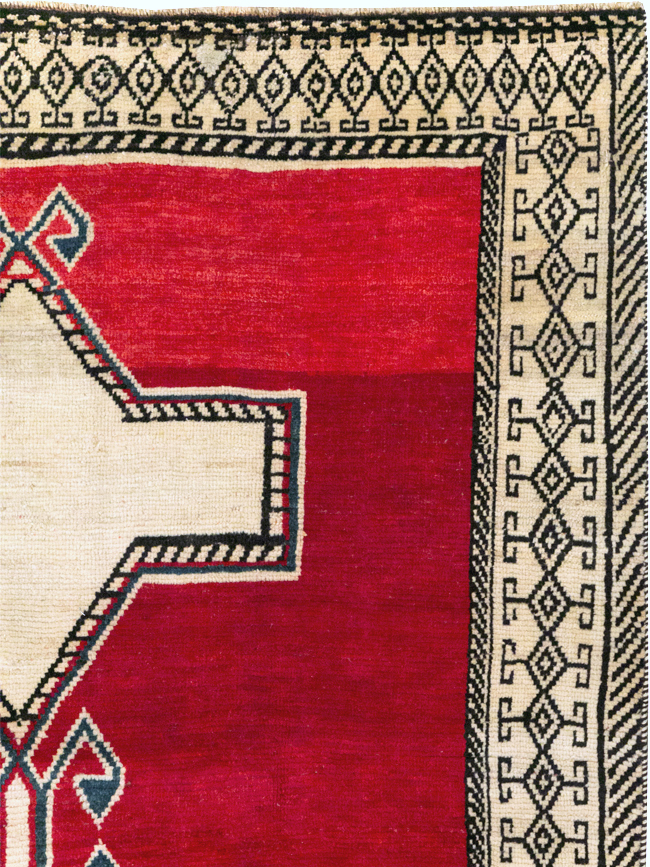 Vintage Persian Gabbeh Accent Rug, No.29603 - Galerie Shabab