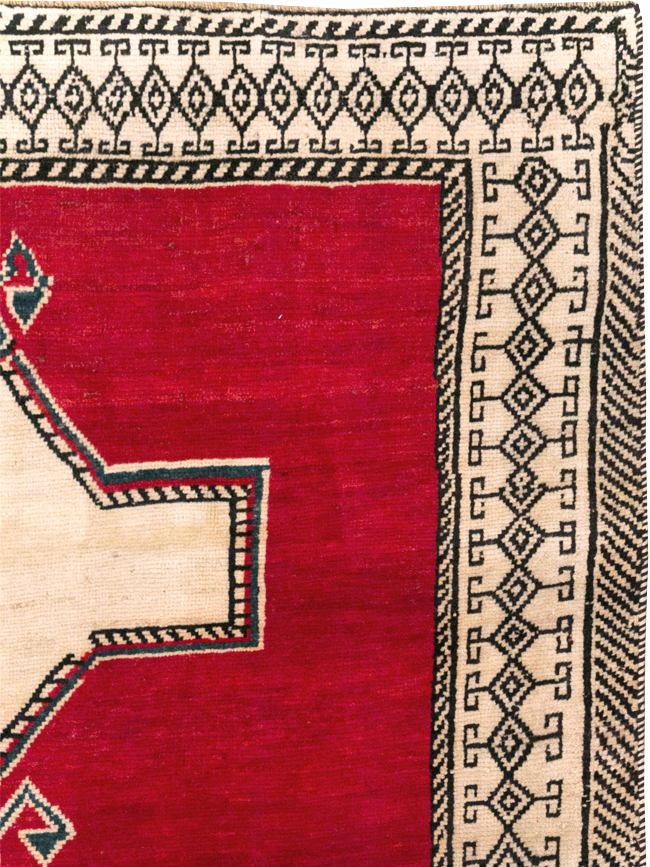 Vintage Persian Gabbeh Accent Rug, No.29603 - Galerie Shabab