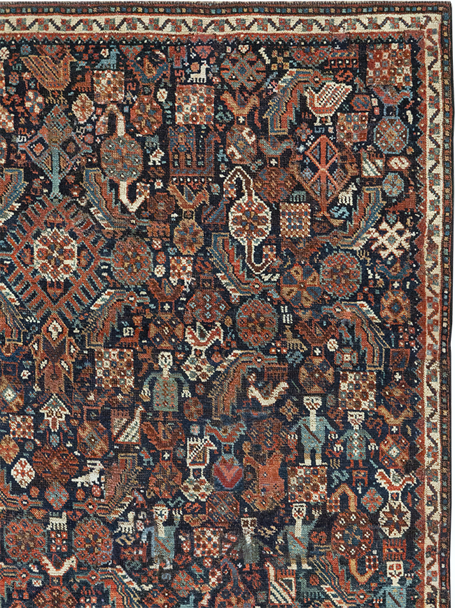 Antique Persian Shiraz Pictorial Accent Rug, No.29604 - Galerie Shabab