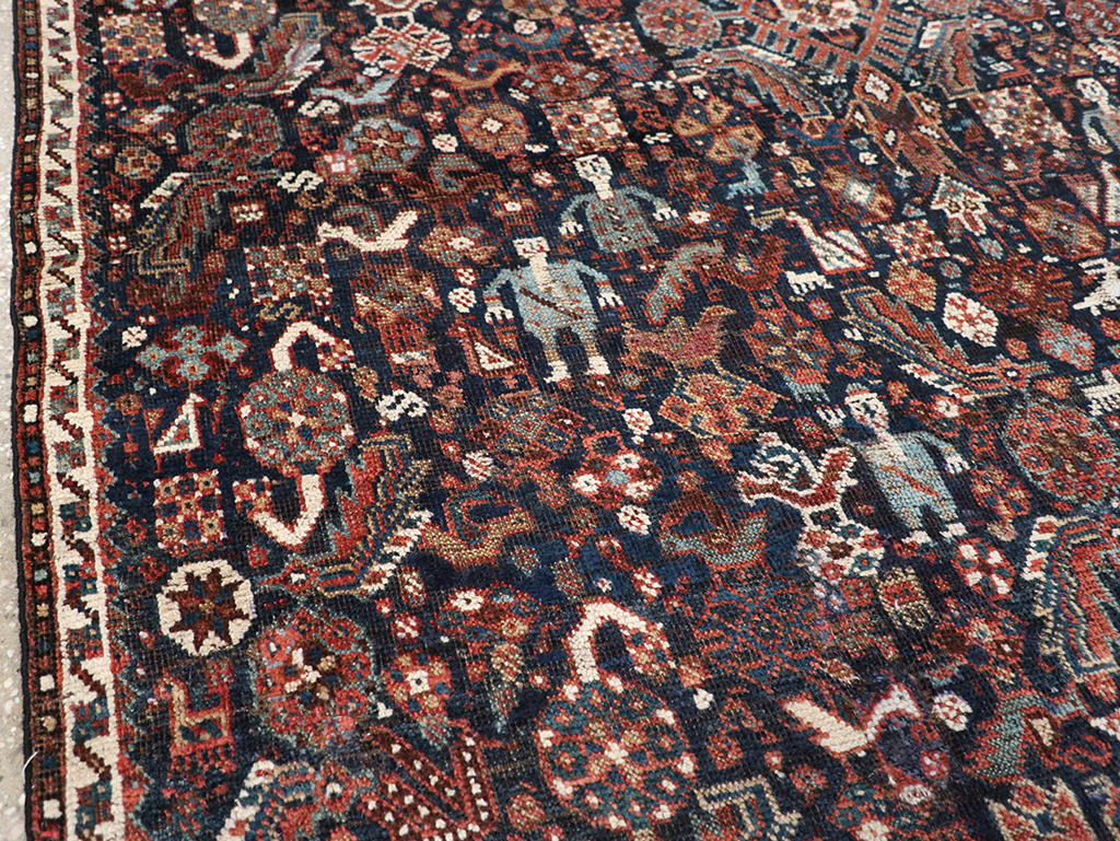 Antique Persian Shiraz Pictorial Accent Rug, No.29604 - Galerie Shabab