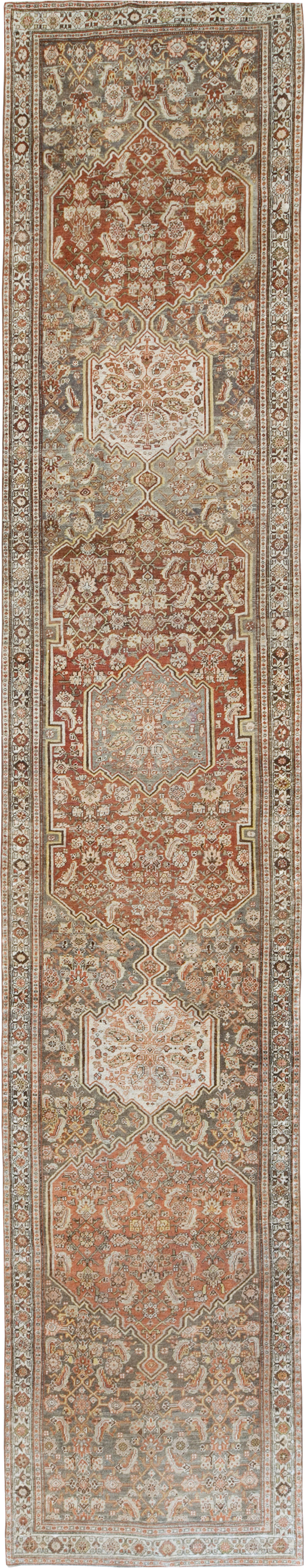 Antique Persian Bidjar Long Runner, No.29609 - Galerie Shabab