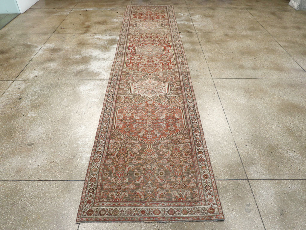 Antique Persian Bidjar Long Runner, No.29609 - Galerie Shabab
