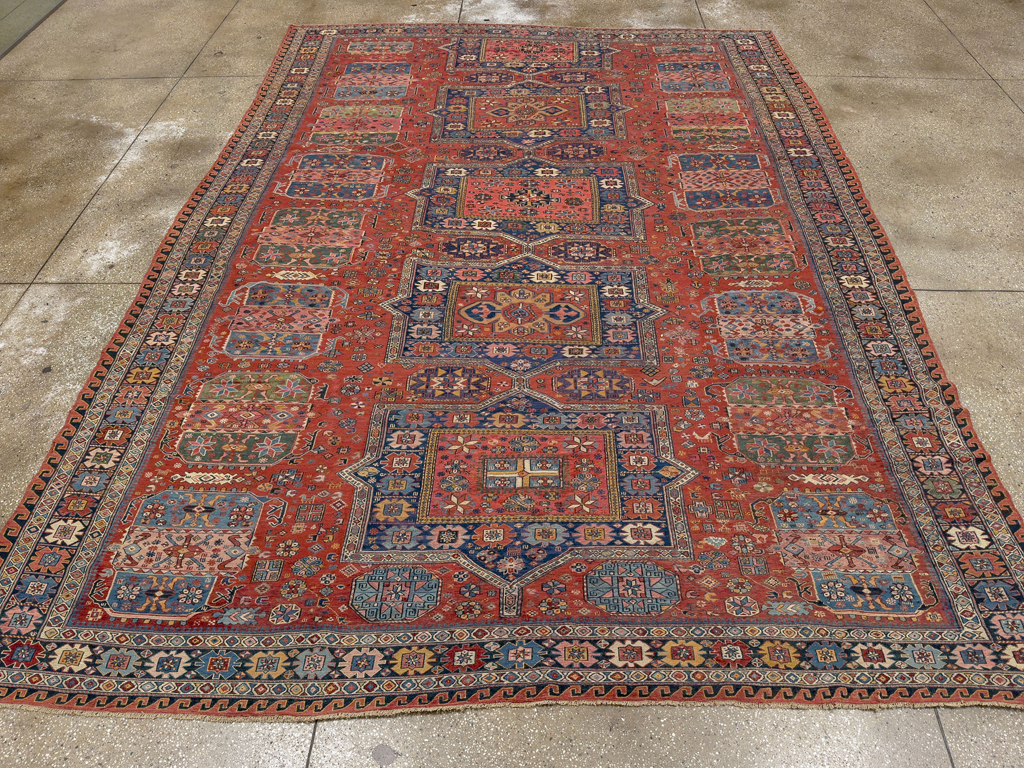 Antique Central Asian Soumak Room Size Carpet, No.29613 - Galerie Shabab