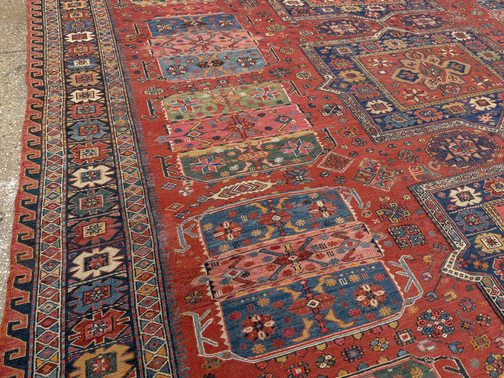 Antique Central Asian Soumak Room Size Carpet, No.29613 - Galerie Shabab
