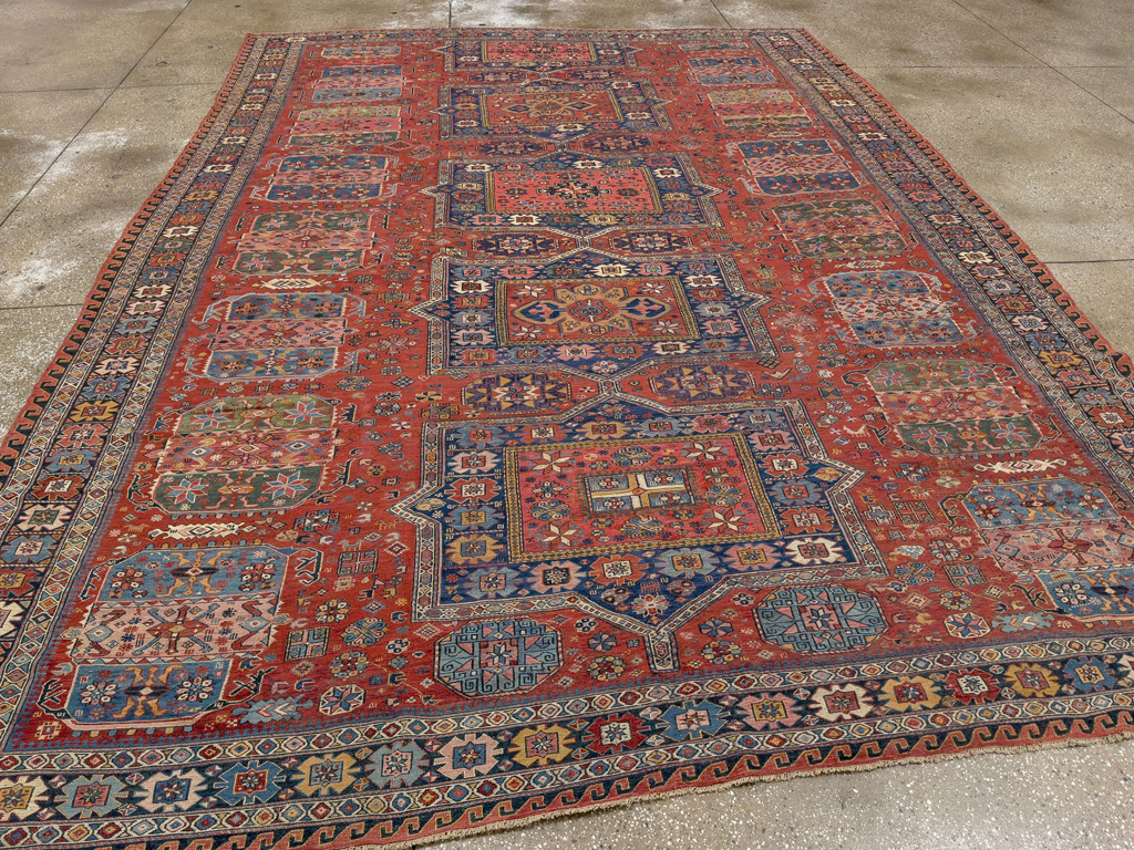 Antique Central Asian Soumak Room Size Carpet, No.29613 - Galerie Shabab