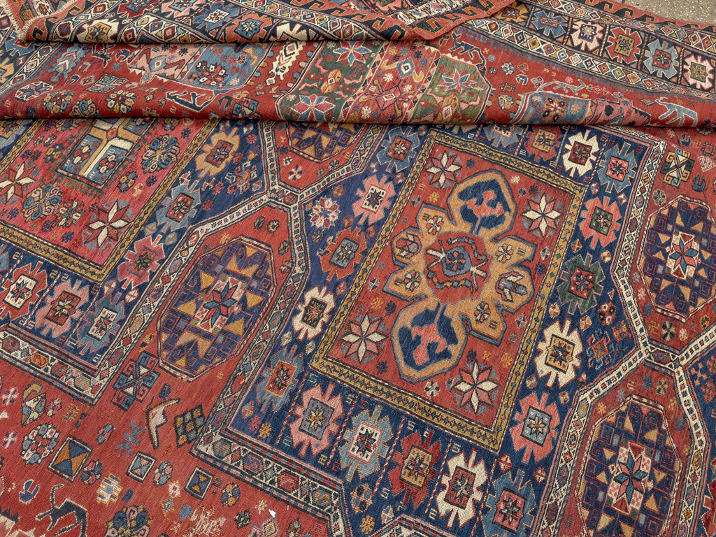 Antique Central Asian Soumak Room Size Carpet, No.29613 - Galerie Shabab