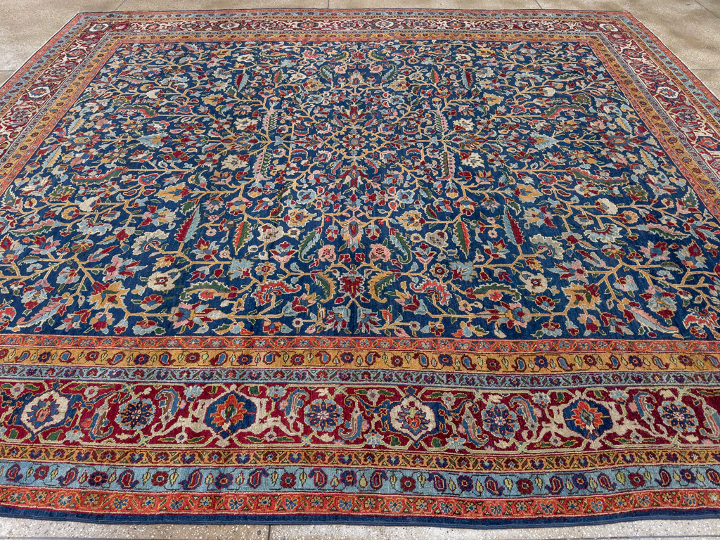 Antique Persian Heriz Large Carpet, No.29615 - Galerie Shabab