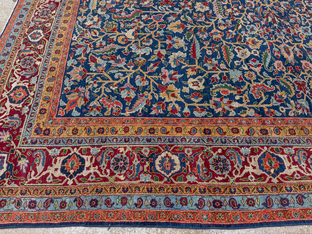 Antique Persian Heriz Large Carpet, No.29615 - Galerie Shabab