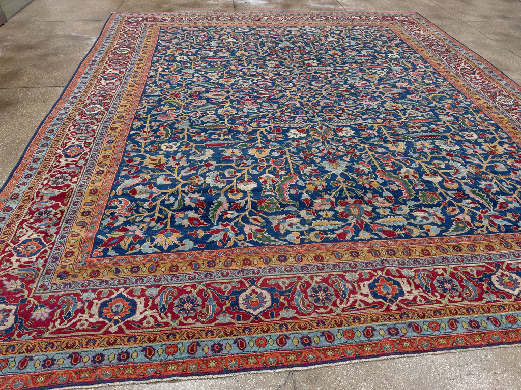 Antique Persian Heriz Large Carpet, No.29615 - Galerie Shabab