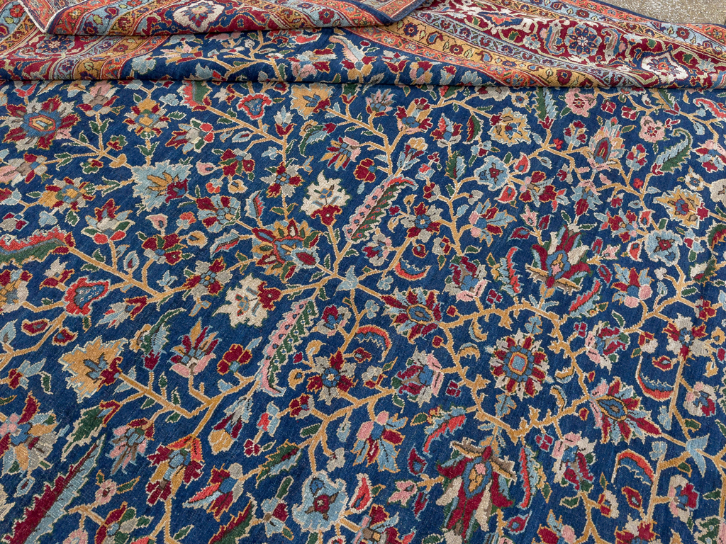 Antique Persian Heriz Large Carpet, No.29615 - Galerie Shabab